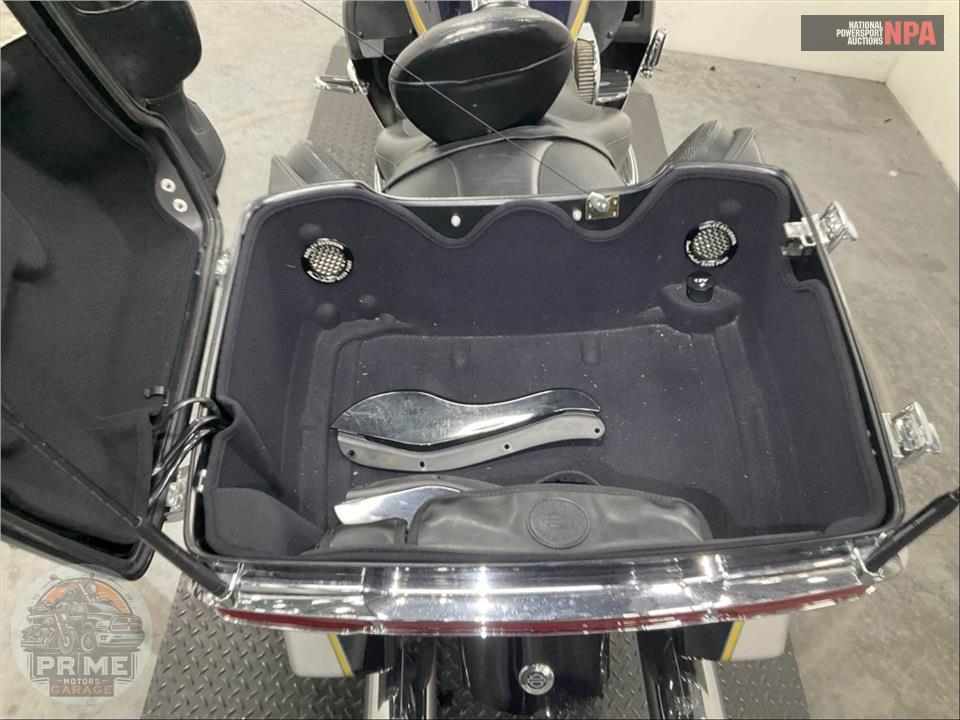 2012 Harley-Davidson FLHTCUSE7 SCREAMIN EAGLE — фото 24