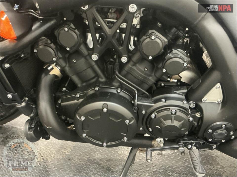 2019 Yamaha VMAX — фото 8