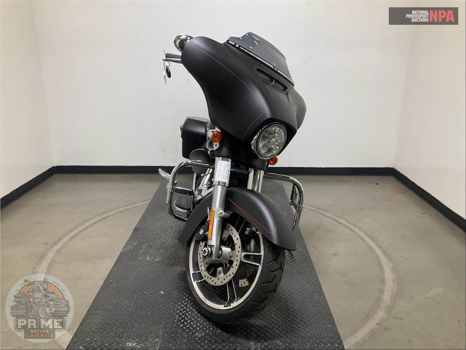 2016 Harley-Davidson FLHXS STREET GLIDE SPECIAL — фото 2
