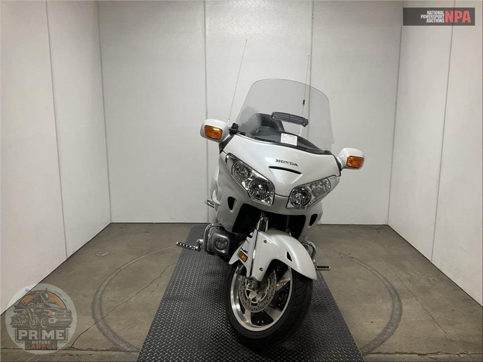 2008 Honda GL1800PM8 GOLDWING — фото 2
