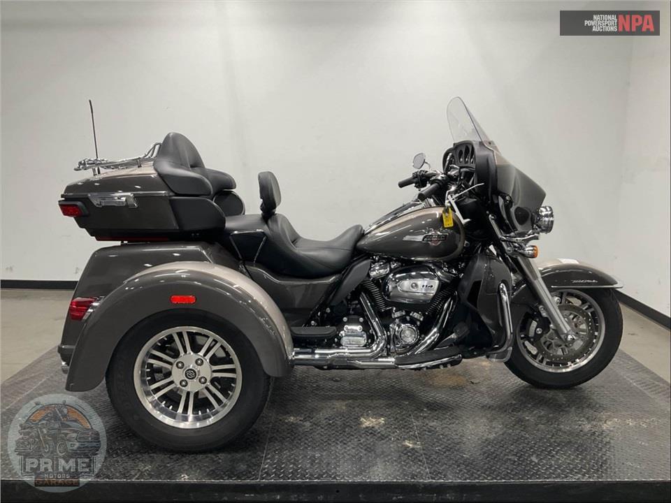 2023 Harley-Davidson FLHTCUTG TRI GLIDE ULTRA CLASSIC — фото 1