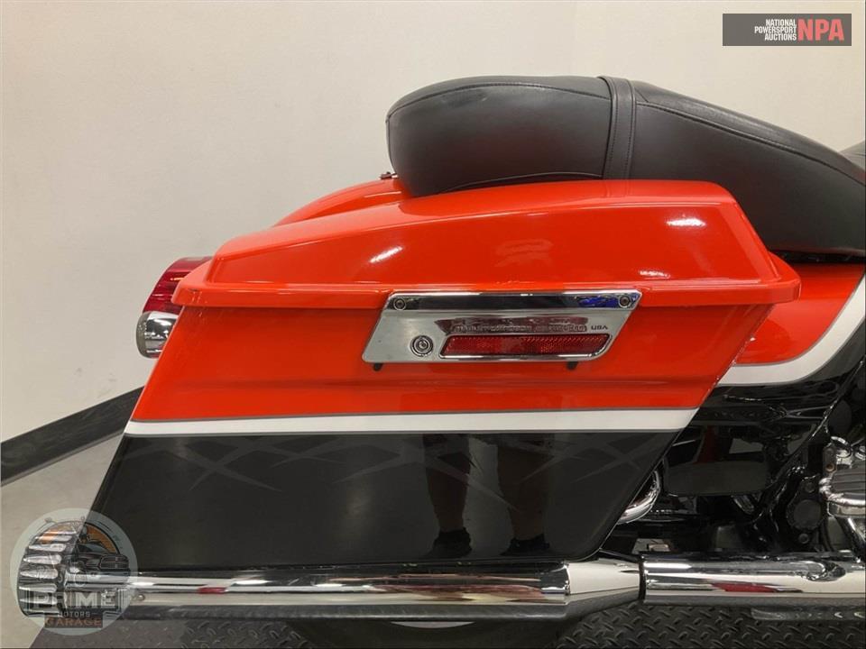 2012 Harley-Davidson FLHTCUSE7 SCREAMIN EAGLE — фото 30
