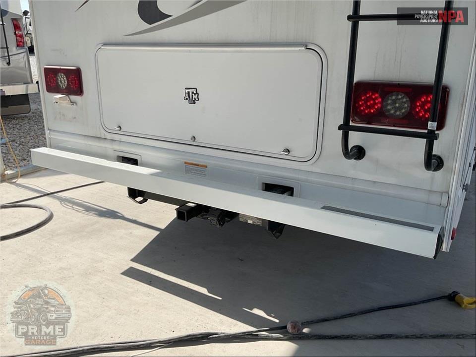 2023 Thor Motor Coach M-28A E450-V8 - CHATEAU SERIES — фото 44