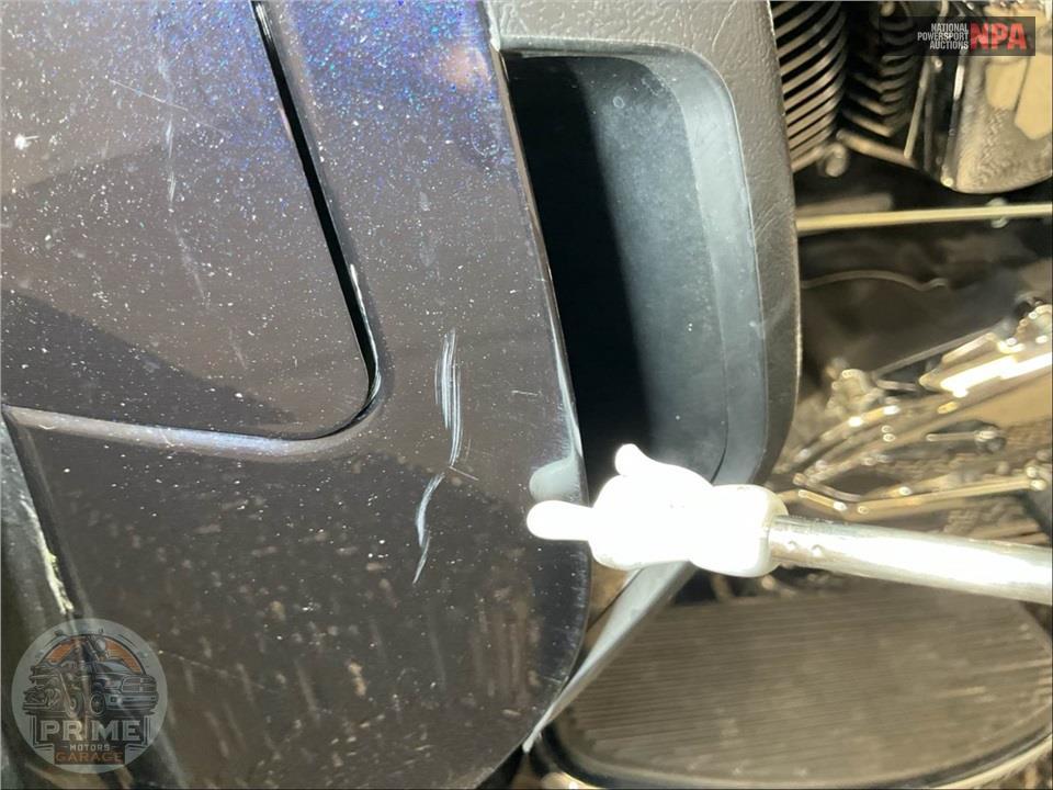 2019 Harley-Davidson FLTRU ROAD GLIDE ULTRA — фото 15