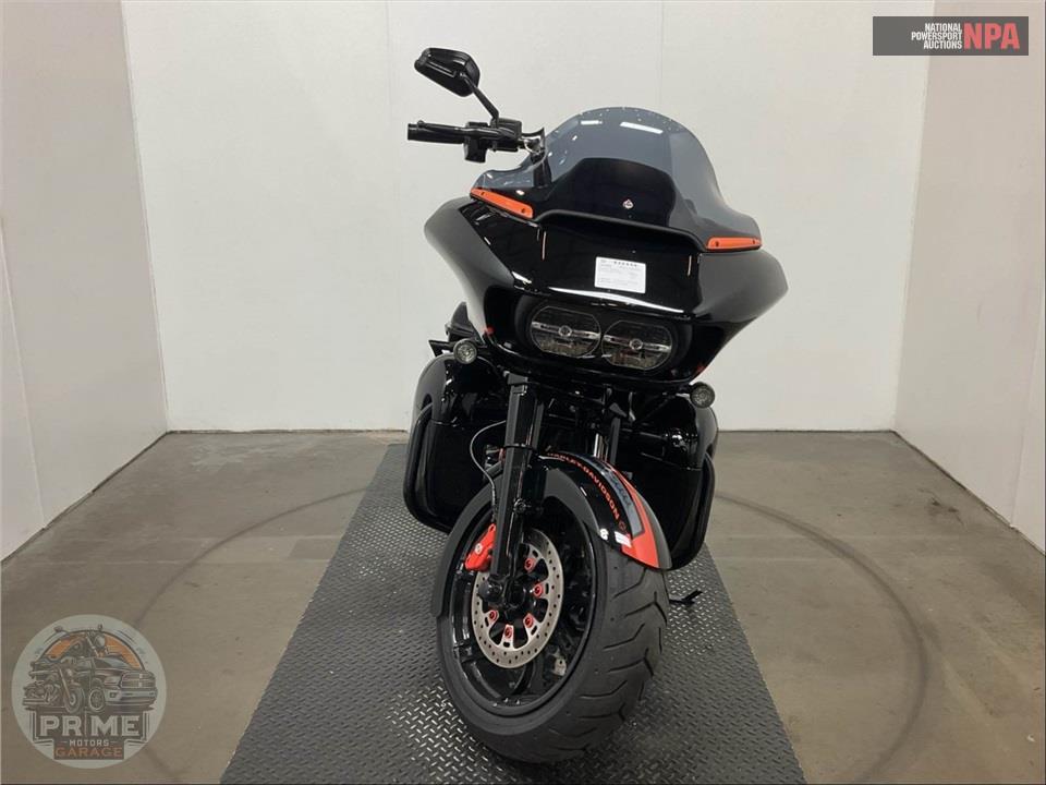 2023 Harley-Davidson FLTRK ROAD GLIDE LIMITED — фото 2