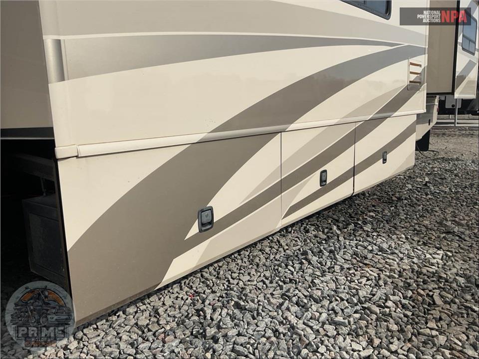 2008 Bounder M-38P WORKHORSE 340HP — фото 58