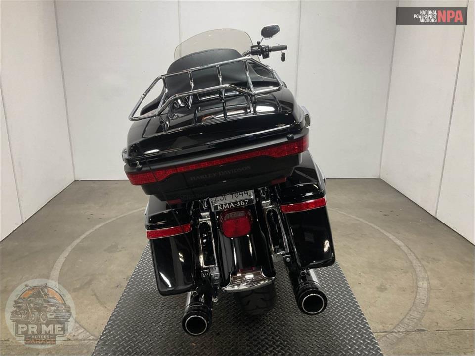 2018 Harley-Davidson FLTRU ROAD GLIDE ULTRA — фото 4