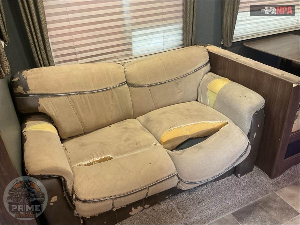 2017 Keystone Rv M-29 BH - SPRINTER CAMPFIRE EDITION SERIES — фото 10