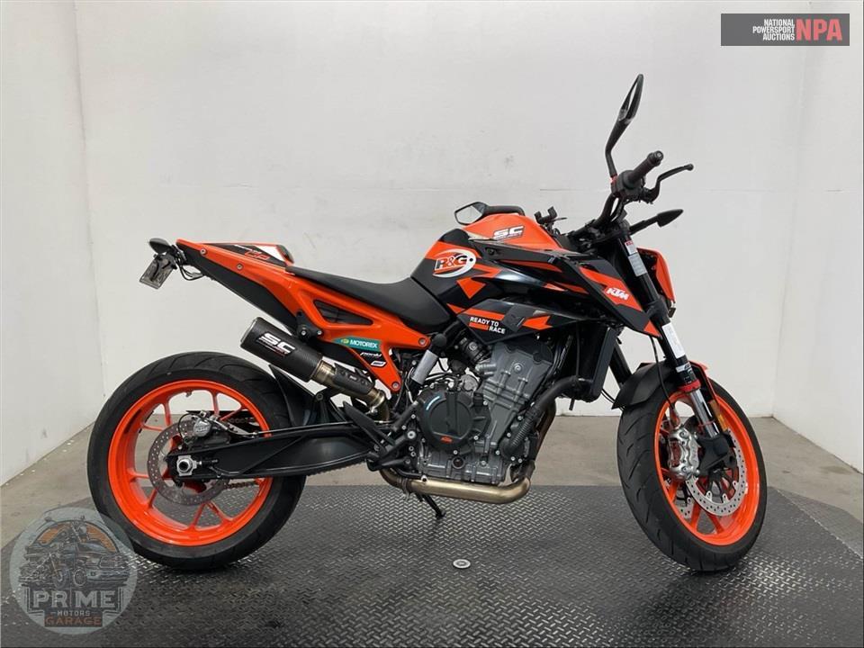 2022 KTM 890 DUKE GP