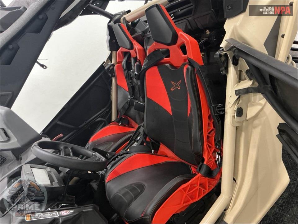 2022 Can-Am MAVERICK X3 X RS TURBO RR (DESERT TAN & CARBON BLACK RED) — фото 18