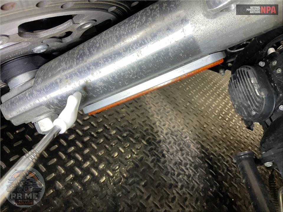 2015 Harley-Davidson FLSTFB FAT BOY LO — фото 22