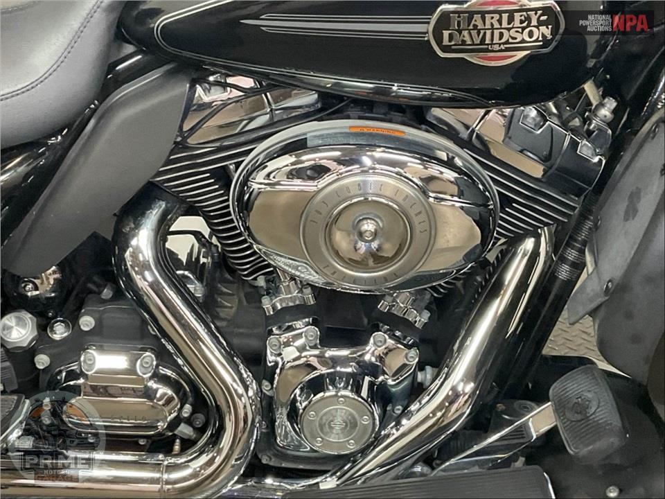2011 Harley-Davidson FLHTCUTG TRIGLIDE UL CLSC — фото 6