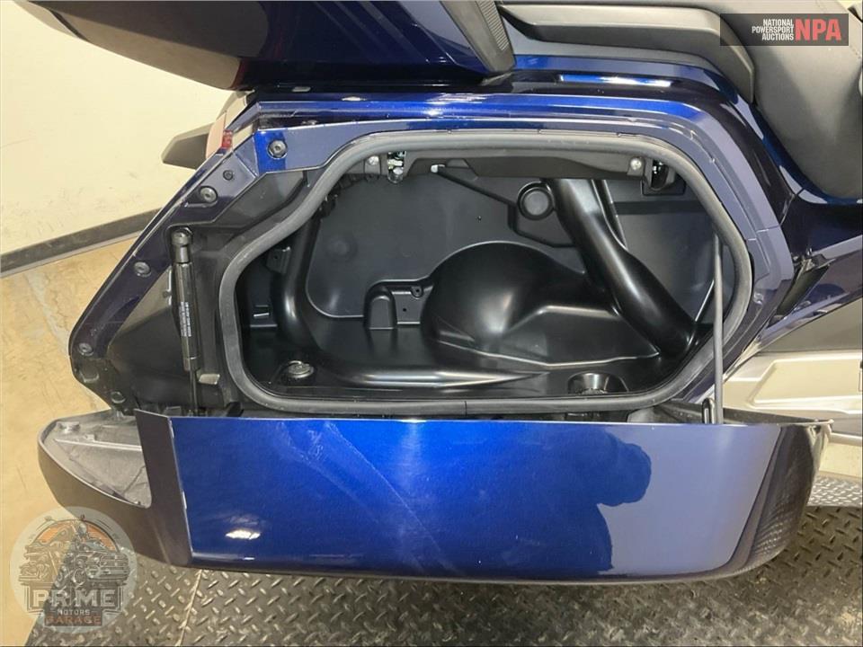 2018 Honda GL1800D GOLDWING TOUR DCT (BLUE) — фото 27
