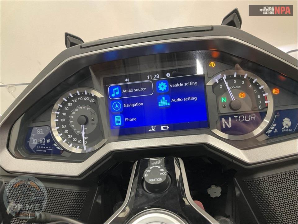 2018 Honda GL1800 GOLDWING TOUR (RED) — фото 5