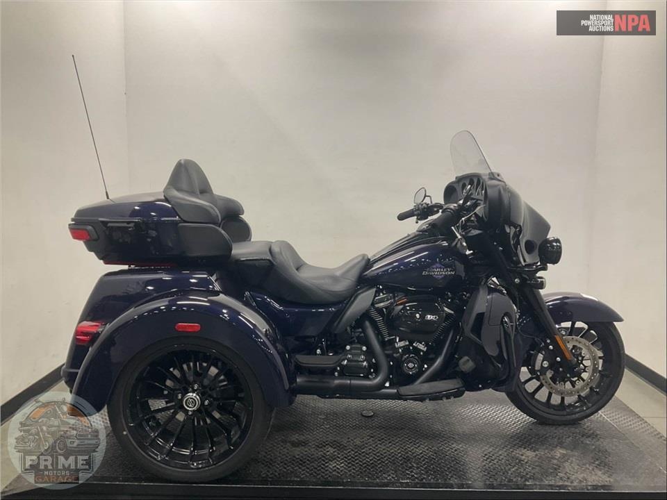 2025 Harley-Davidson FLHTCUTG TRI GLIDE ULTRA CLASSIC — фото 1