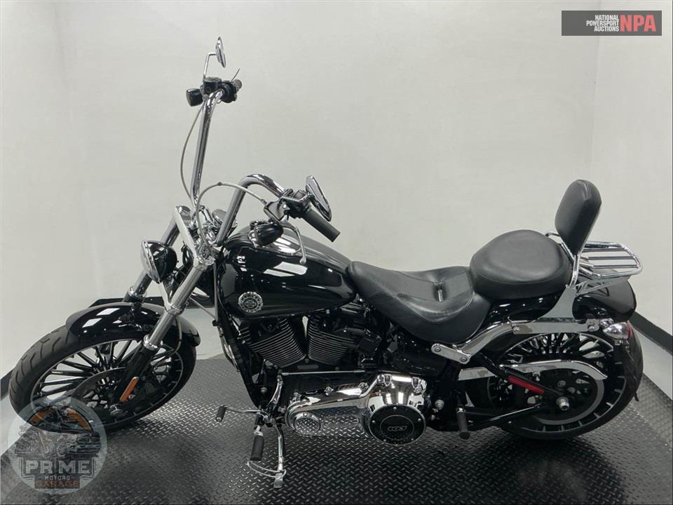 2017 Harley-Davidson FXSB BREAKOUT — фото 3