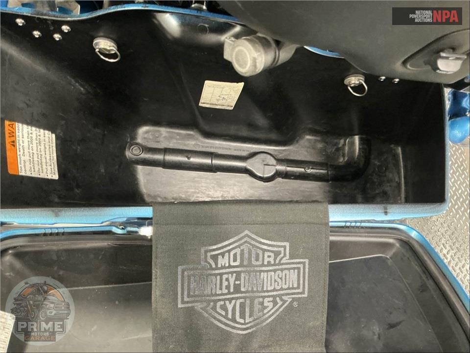 2011 Harley-Davidson FLHTK ELECTRA GLIDE UL LI — фото 26
