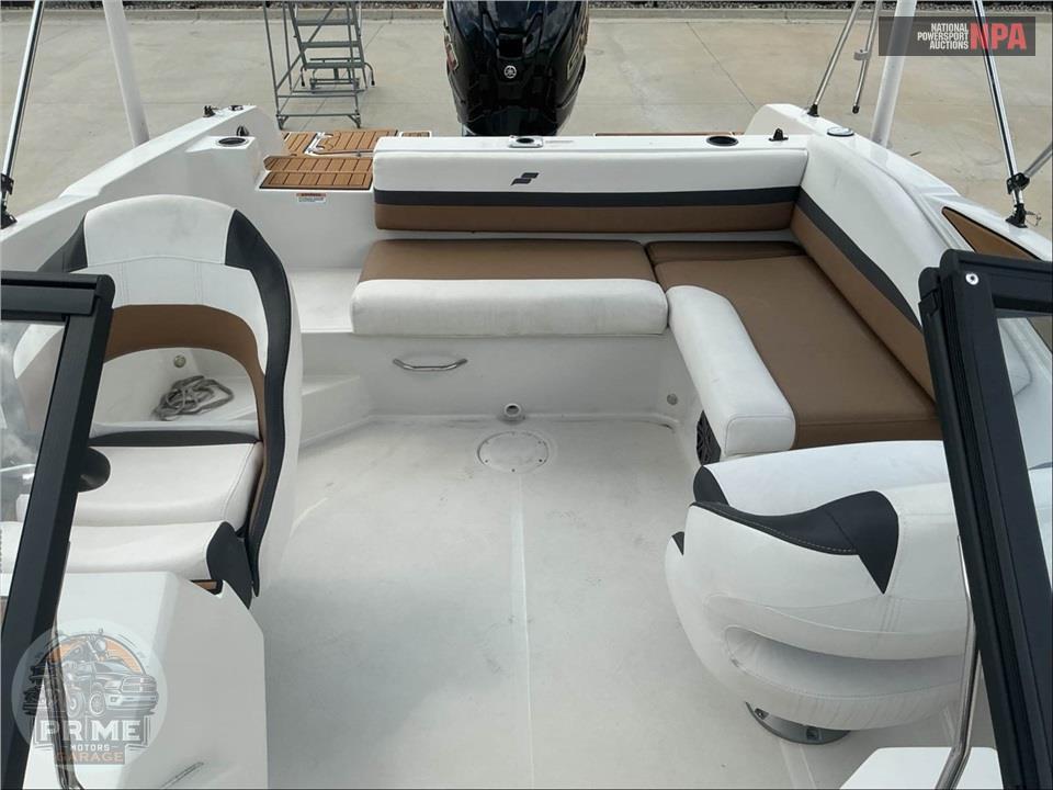 2023 Starcraft Boat SVX 210 DC L=21/ E=1-200HP YAMAHA OB — фото 21