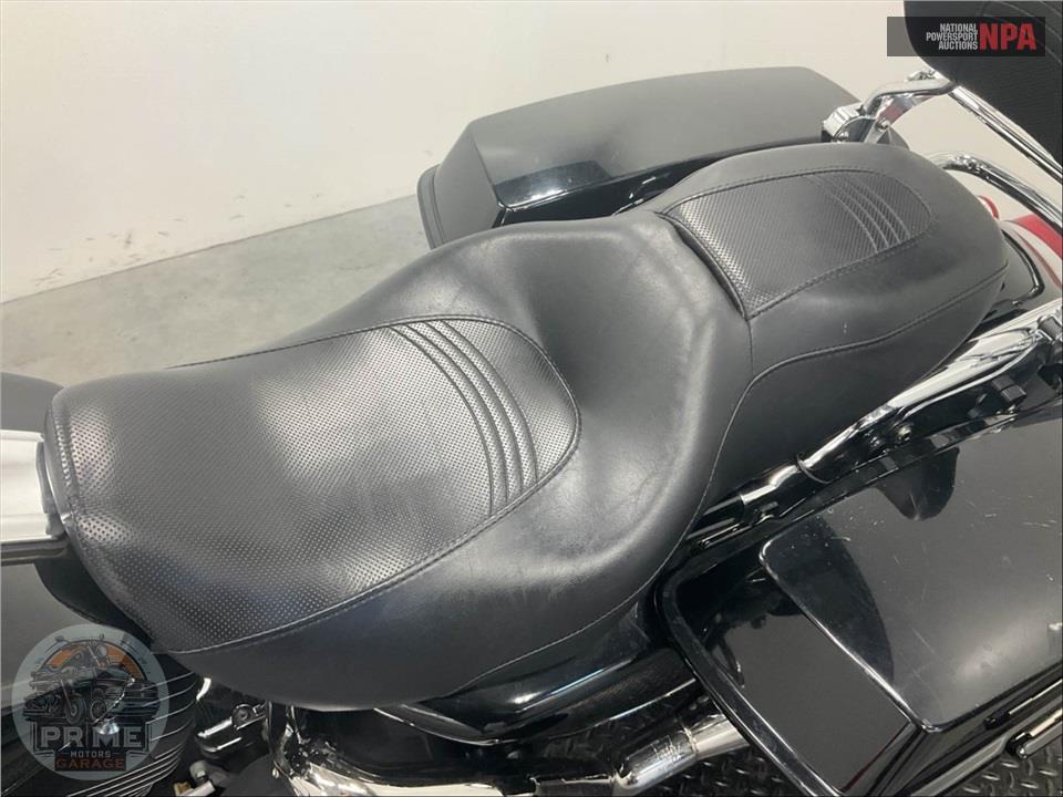 2006 Harley-Davidson FLHXI STREET GLIDE — фото 44