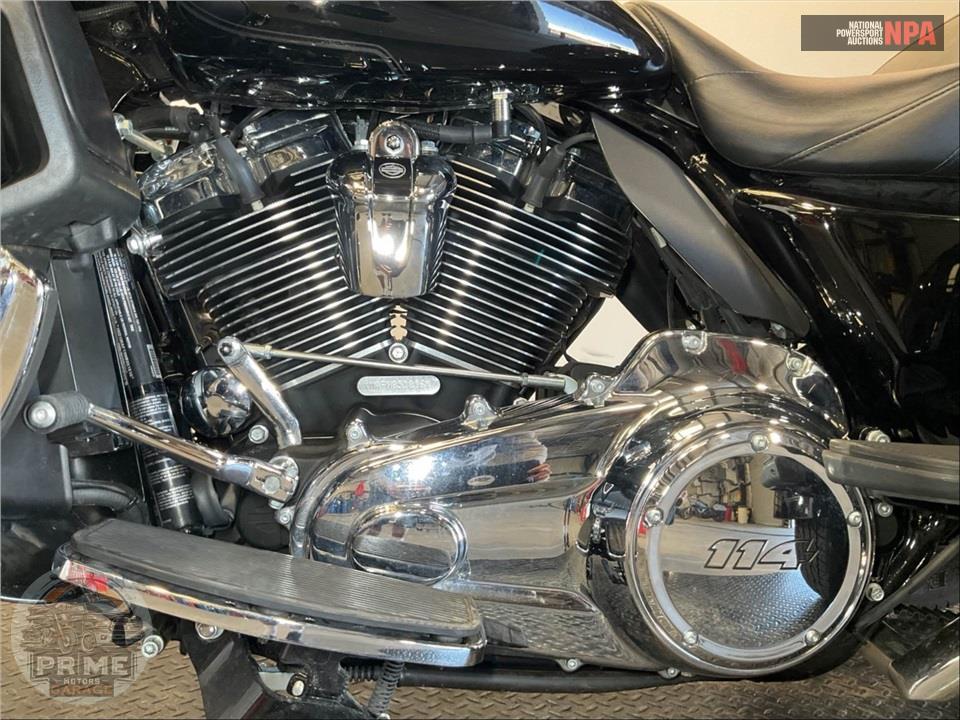 2022 Harley-Davidson FLHTCUTG TRI GLIDE ULTRA CLASSIC — фото 7