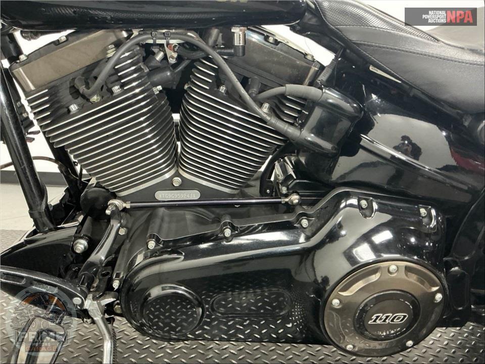 2016 Harley-Davidson FXSE CVO PRO STREET BREAKOUT — фото 7