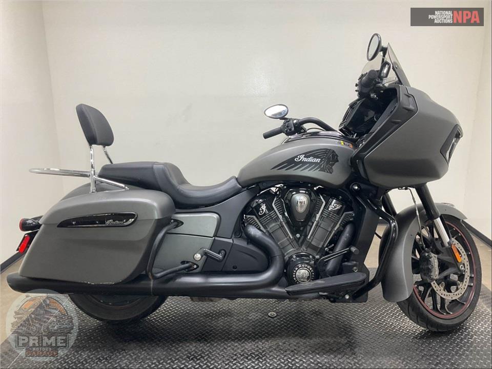 2023 Indian Motorcycle CHALLENGER DARK HORSE (SMOKE) — фото 1