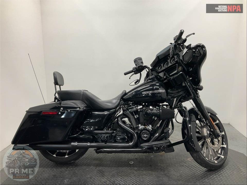 2018 Harley-Davidson FLHXS STREET GLIDE SPECIAL — фото 1