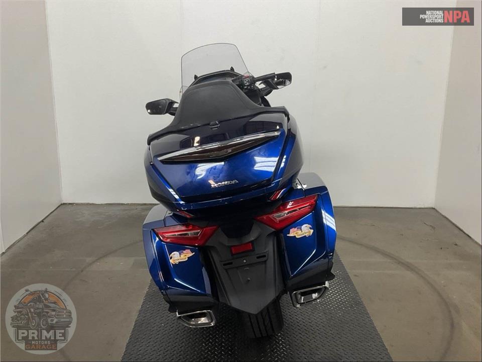 2018 Honda GL1800D GOLDWING TOUR DCT (BLUE) — фото 4