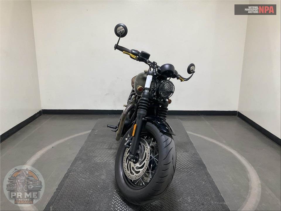 2023 Triumph BONNEVILLE BOBBER — фото 2