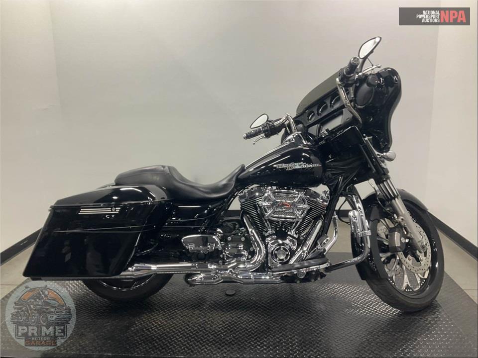 2015 Harley-Davidson FLHXS STREET GLIDE SPECIAL — фото 1