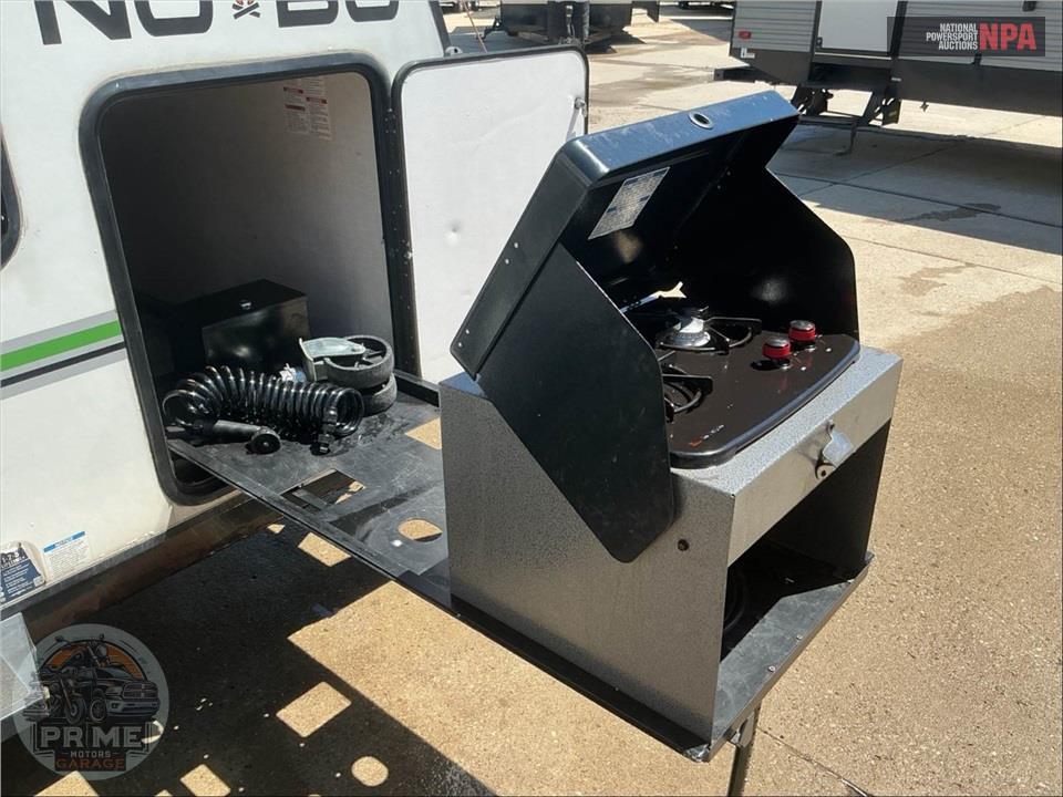 2022 No Boundaries M-10.6 - 10 TOY HAULER SERIES — фото 10