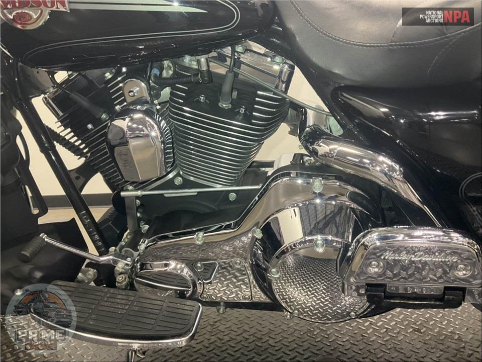 2005 Harley-Davidson FLHTCUI ULTRA CLASSIC ELECTRA GLIDE — фото 7