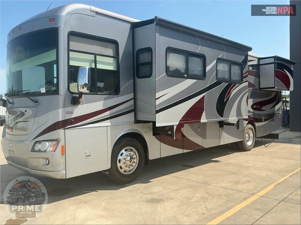 2012 Winnebago M-36M-CUMMINS 360HP - JOURNEY SERIES — фото 2