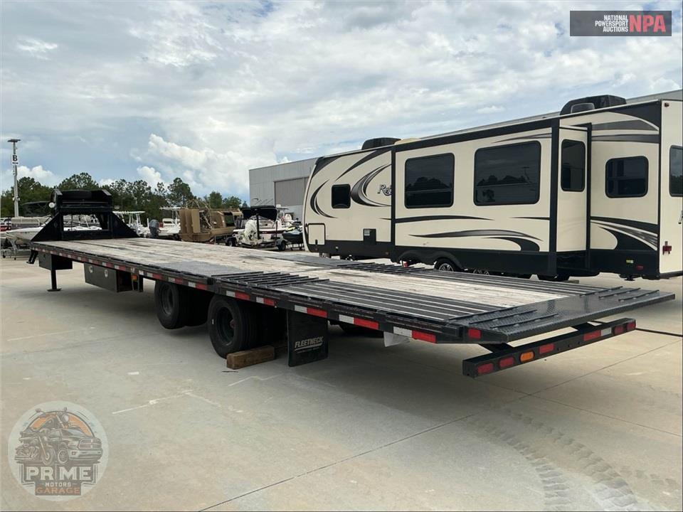 2022 Diamond C Trailers FMAX212 — фото 3