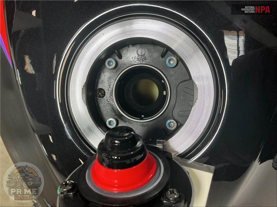 2024 Aprilia TUONO V4 FACTORY 1100 — фото 11