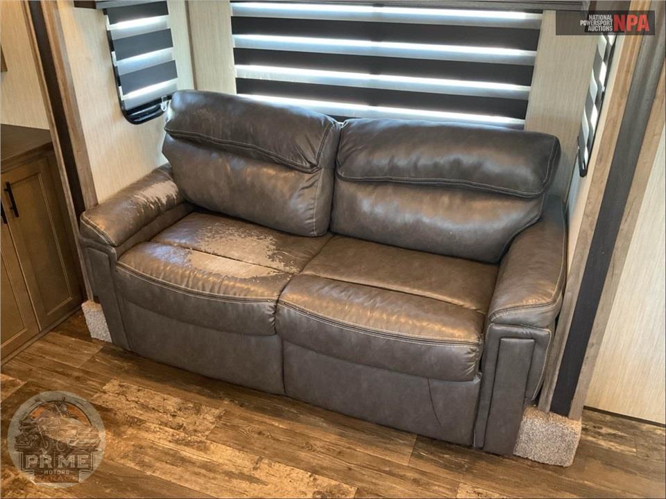 2021 Sabre By Forest River M-37FLH - FIFTH WHEEL SERIES — фото 17