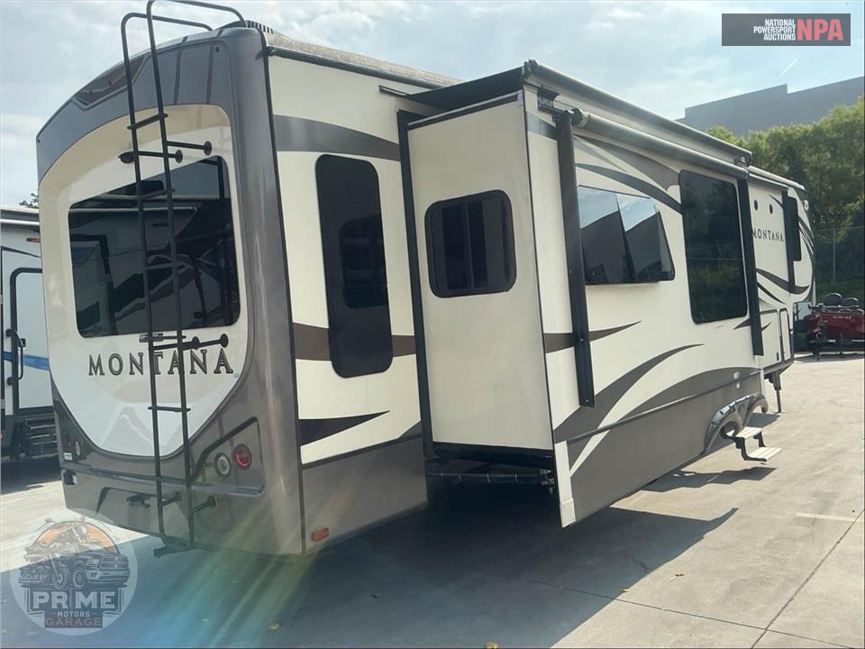 2017 Keystone Rv M-3950 BR - MONTANA LEGACY EDITION FIFTH WHEEL SERIES — фото 4