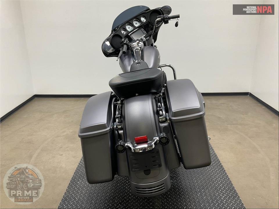 2016 Harley-Davidson FLHXS STREET GLIDE SPECIAL — фото 4