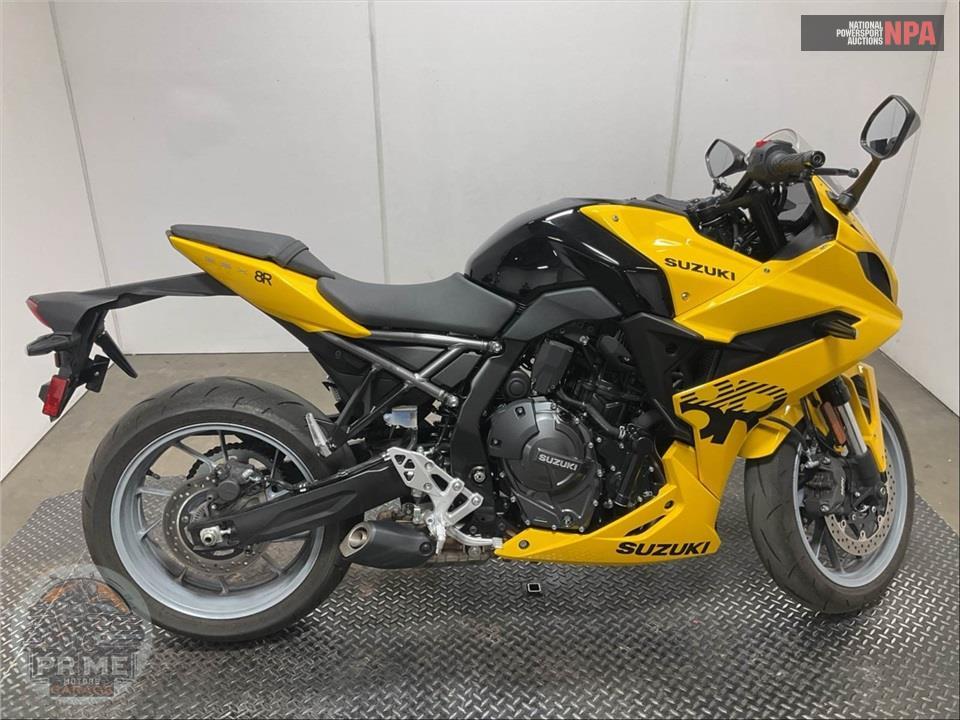 2024 Suzuki GSX800FRQM4 GSX-8R — фото 1