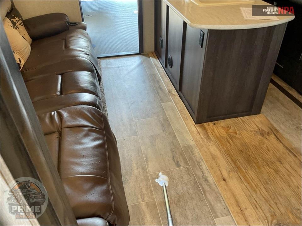 2018 Keystone Rv M-35 - CARBON TOY HAULER SERIES — фото 26