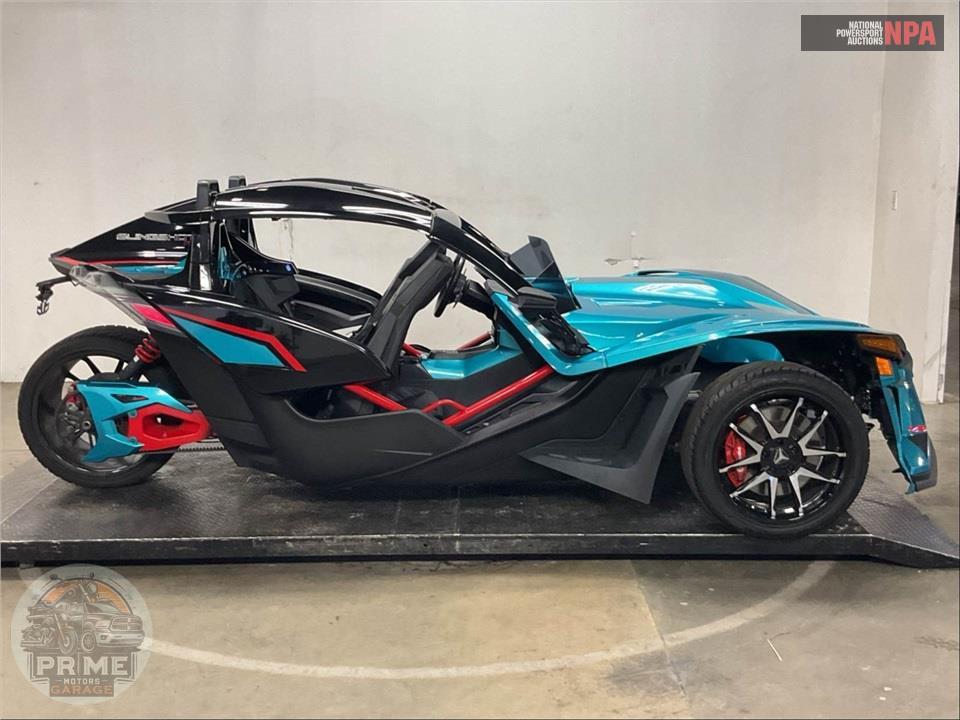 2022 Polaris SLINGSHOT R AUTODRIVE — фото 1