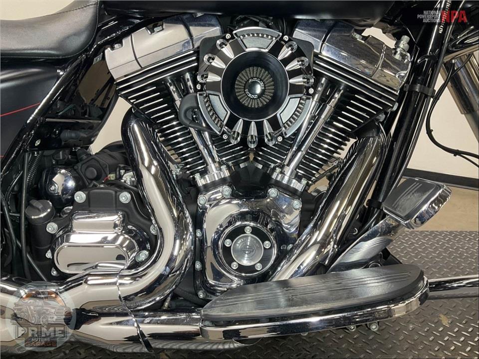 2016 Harley-Davidson FLHXS STREET GLIDE SPECIAL — фото 6