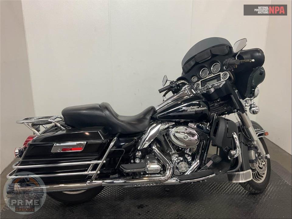 2011 HARLEY-DAVIDSON FLHTCU UL CLSC EL GLIDE