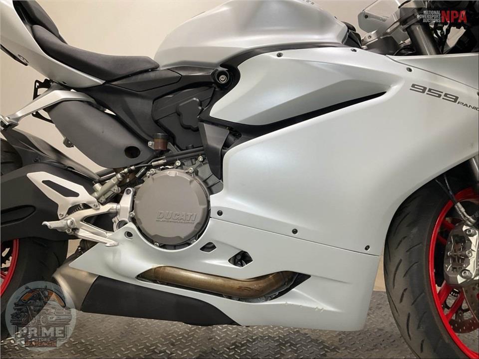 2017 Ducati 959 PANIGALE WHITE — фото 6