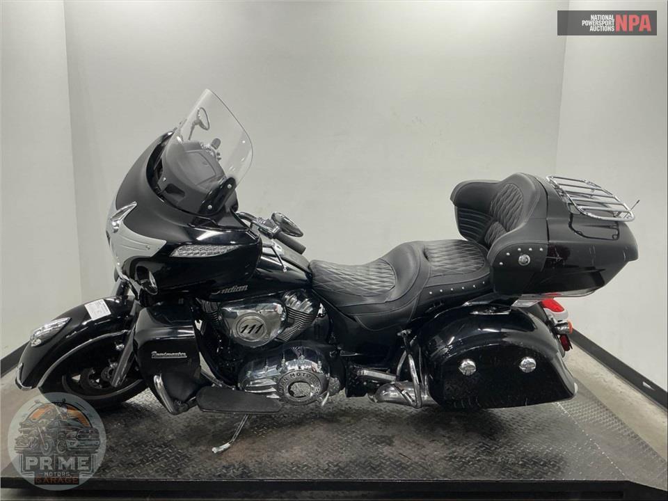 2018 Indian Motorcycle ROADMASTER (THUNDER BLACK) — фото 3