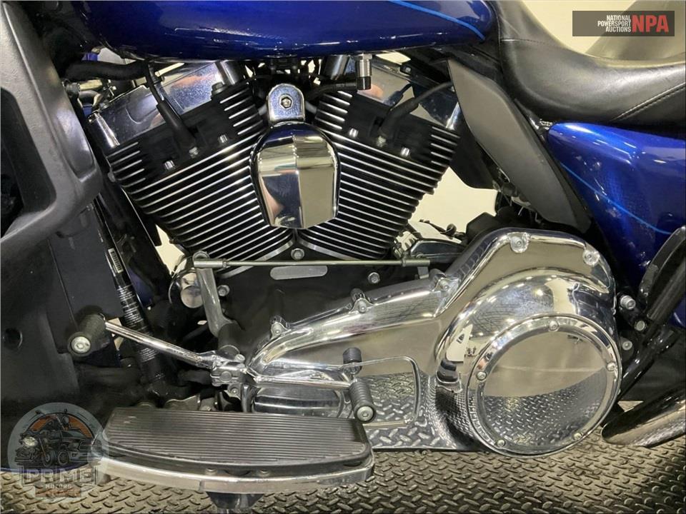 2015 Harley-Davidson FLHTKL ULTRA LIMITED LOW — фото 7