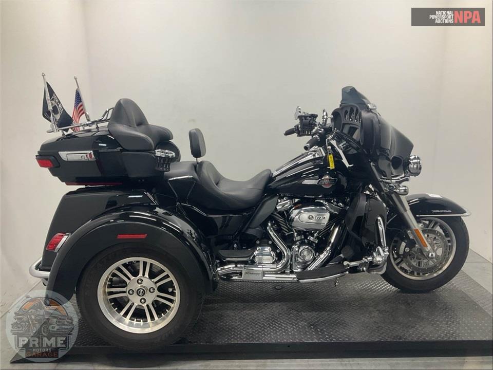 2024 Harley-Davidson FLHTCUTG TRI GLIDE ULTRA CLASSIC — фото 1