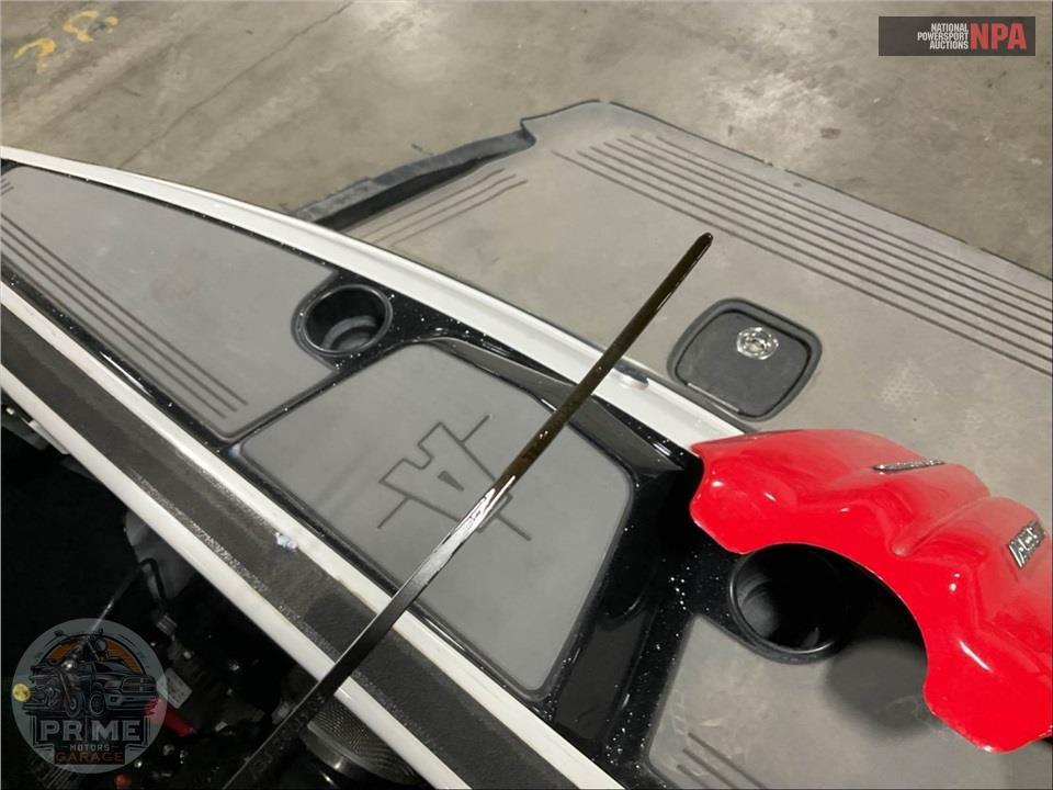 2015 Axis Wake Research A22(*) L=22/E=1 450HP MON IB — фото 9