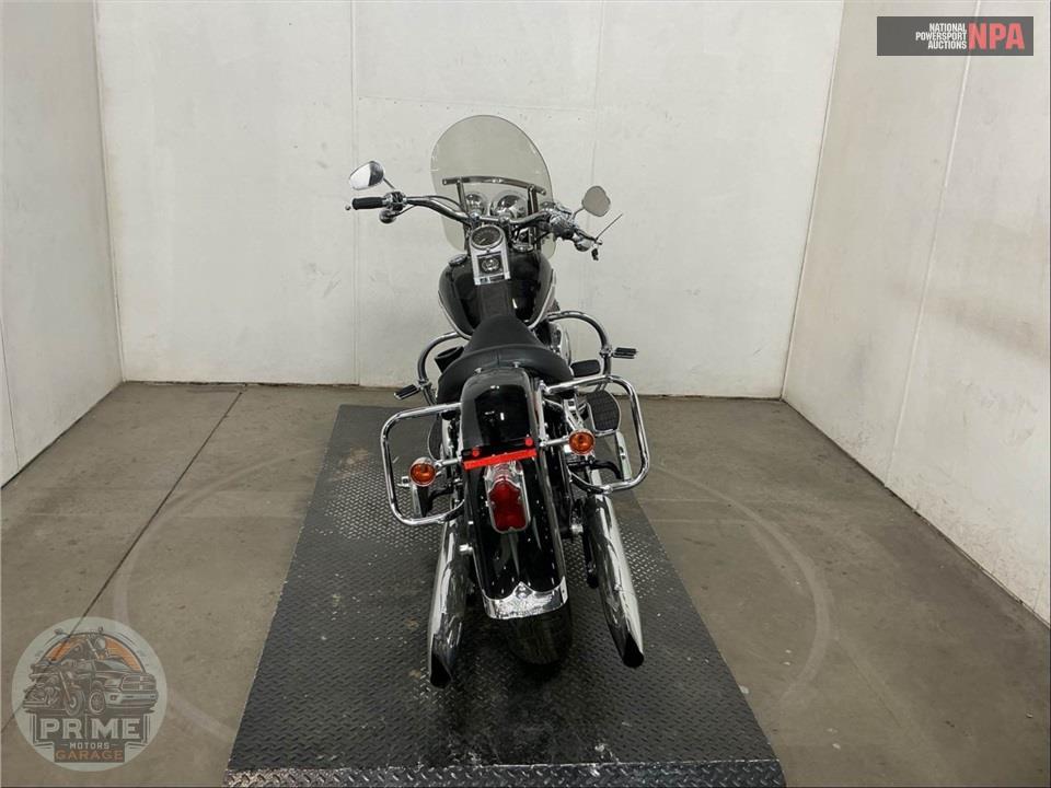 2005 Harley-Davidson FLSTSCI SOFTAIL SPRINGER CLASSIC — фото 4