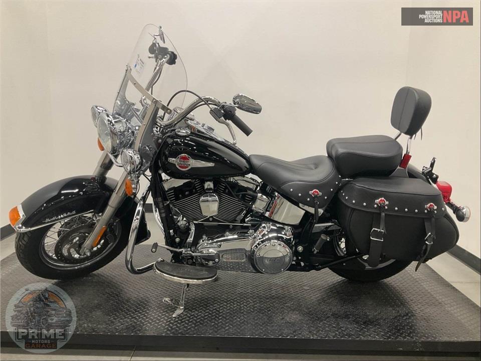 2016 Harley-Davidson FLSTC HERITAGE SOFTAIL CLASSIC — фото 3